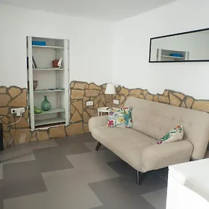 https://casa-laura-vejer-de-la-frontera.es-andalucia.com